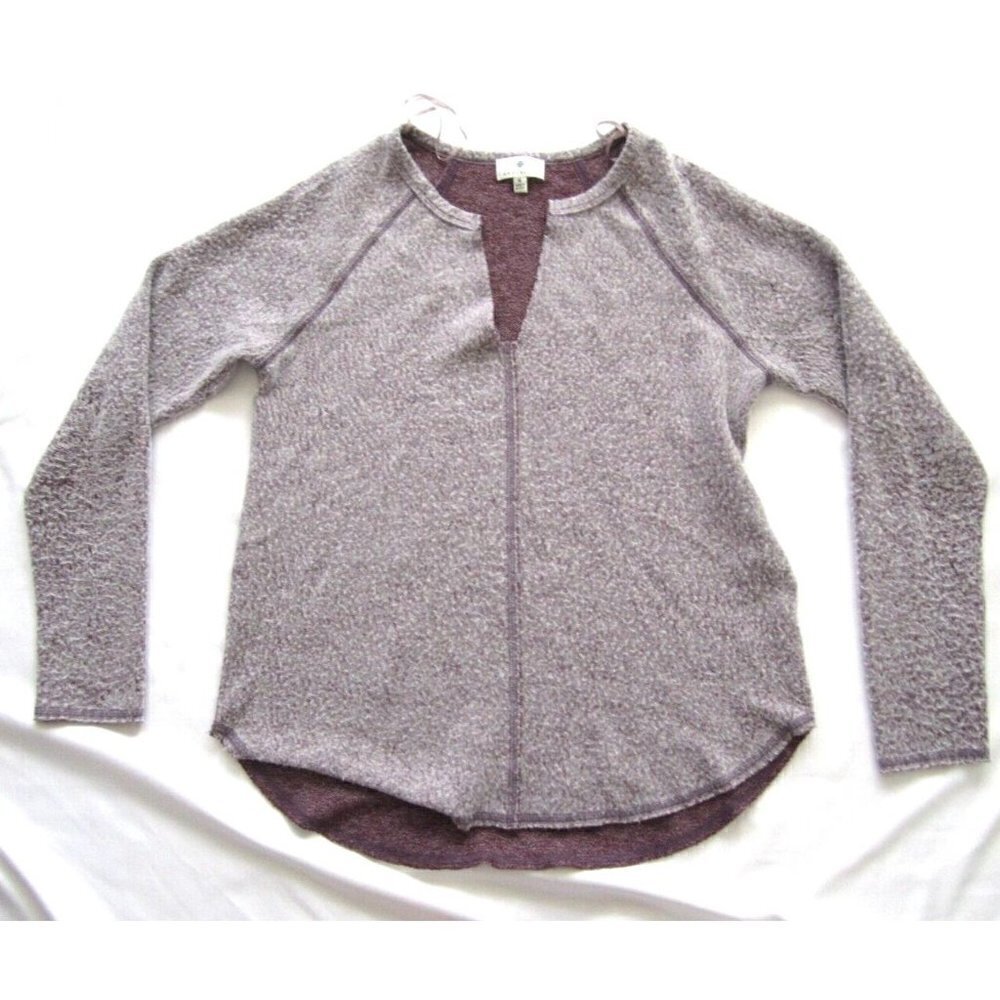 Women's‎ Socialite V-Neck Fuzzy Long Sleeve Sweater Size M (WS12)
